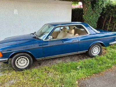 Gebraucht Mercedes 230 136 PS (100 kW) 1983 Blau Coupé