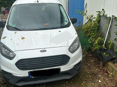 Ford Courier