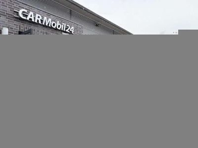 Gebraucht Porsche Macan Basis 245 PS (180 kW) 2019 Tiefschwarzmetallic SUV