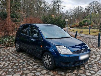 Gebraucht Ford Fiesta 60 PS (44 kW) 2005 Blau Kleinwagen