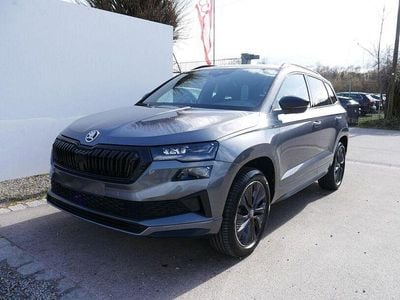 Neu Skoda Karoq SportLine 150 PS (110 kW) 2026 Grau SUV