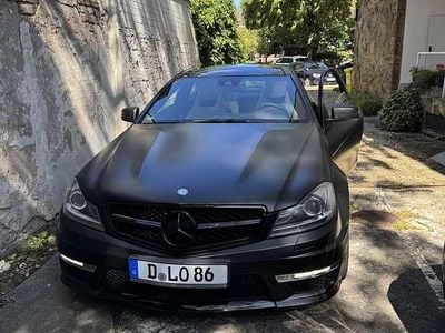 Mercedes C63 AMG
