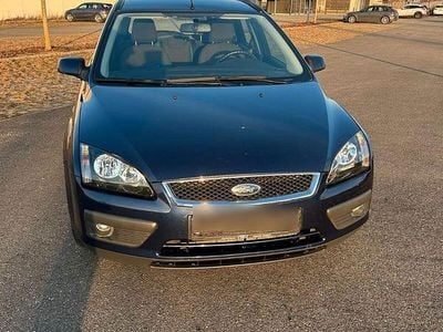 Blau Gebraucht 2006 Ford Focus Sport Kombi | 1.950 € (Guter Preis)