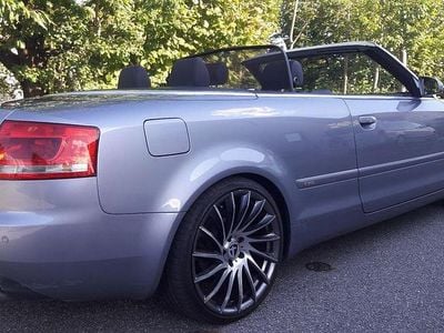 Grau Gebraucht 2005 Audi A4 Cabriolet Sport Cabrio | 3.280 €