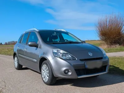 Gebraucht Renault Clio GrandTour Dynamique 75 PS (55 kW) 2010 Grau Kombi