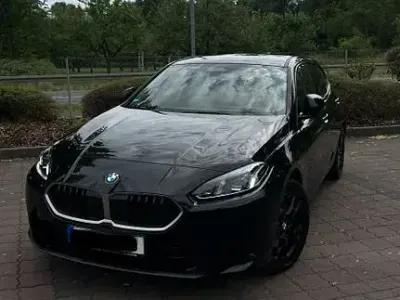 Gebraucht BMW 120 170 PS (125 kW) 2024 Schwarz Limousine