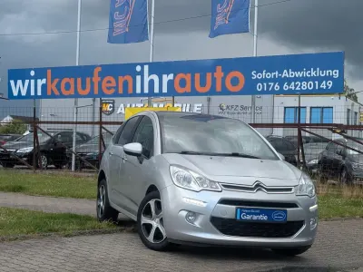 Gebraucht Citroën C3 SELECTION 82 PS (60 kW) 2016 Grau Kleinwagen