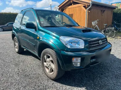 Gebraucht Toyota RAV4 116 PS (85 kW) 2002 Grün SUV