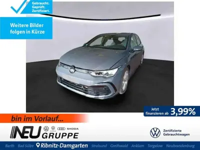 Używany VW Golf VIII R-line 150 KM (110 kW) 2024 Szary Sedan/Limuzyna