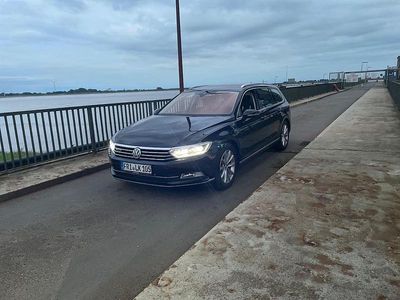 Schwarz Gebraucht 2016 VW Passat Highline Kombi | 19.000 € (Etwas zu teuer)