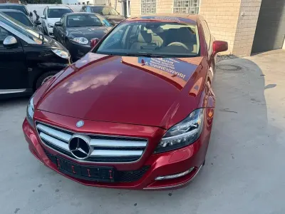 Gebraucht Mercedes CLS350 265 PS (194 kW) 2013 Rot Coupé