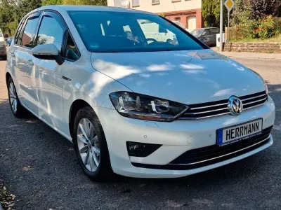 Gebraucht VW Golf VII LOUNGE 110 PS (80 kW) 2015 Weiß Limousine