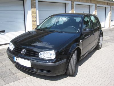 Gebraucht VW Golf IV Edition 75 PS (55 kW) 2000 Schwarz Limousine