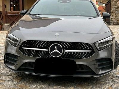 Gebraucht Mercedes A180 AMG line 139 PS (102 kW) 2019 Grau Kleinwagen
