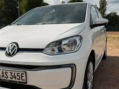 Gebraucht VW e-up! 61 kW (83 PS) 2022 Weiß Kleinwagen