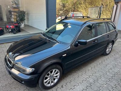 Usata BMW 320 Lifestyle 150 CV (110 kW) 2004 Nero Station wagon