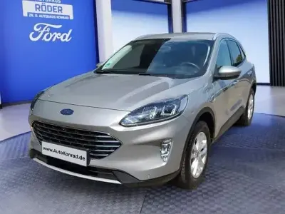 Gebraucht Ford Kuga Titanium 224 PS (164 kW) 2024 Solar silver metallic SUV