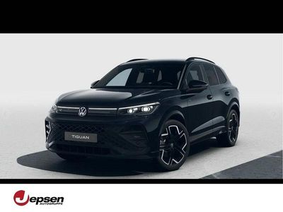 Grenadillschwarz metallic Neu 2026 VW Tiguan R-line SUV | 57.670 € (Etwas zu teuer)