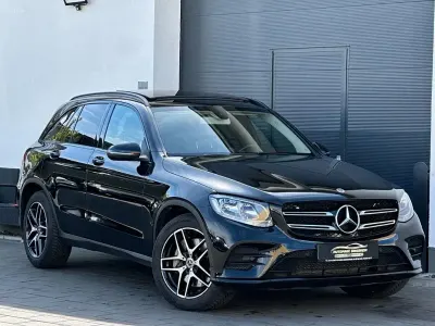 Usata Mercedes GLC300 AMG 245 CV (180 kW) 2018 Nero SUV