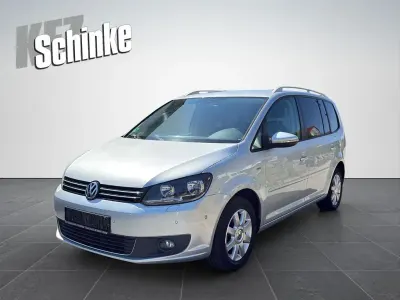 Gebraucht VW Touran Life 105 PS (77 kW) 2013 Silber Van / Kleinbus