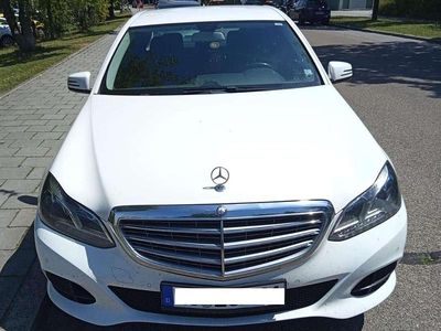 Second-hand Mercedes E220 Edition 170 CP (125 kW) 2015 Alb Berlinǎ