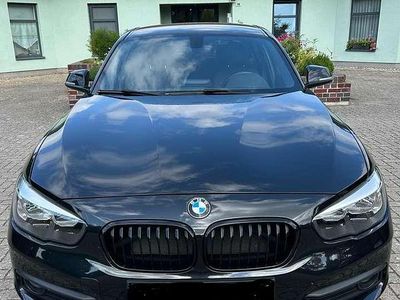 Schwarz Gebraucht 2016 BMW 120 Advantage Kleinwagen | 19.000 € (Etwas zu teuer)