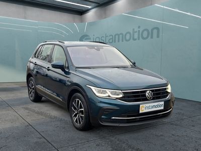 Blau Gebraucht 2020 VW Tiguan Life SUV | 24.600 € (Teuer)