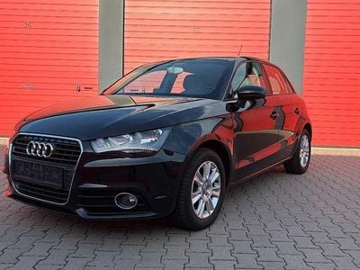 Schwarz Gebraucht 2013 Audi A1 Sportback Attraction Kleinwagen | 8.499 € (Guter Preis)
