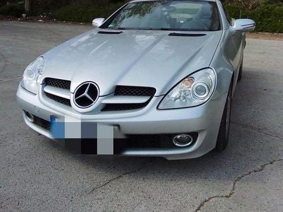 Second-hand Mercedes SLK200 184 CP (135 kW) 2010 Argintiu Cabrio