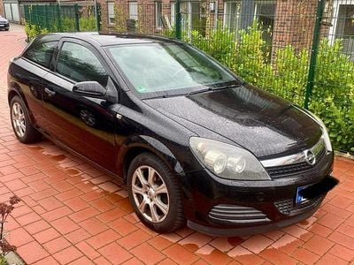 Opel Astra GTC
