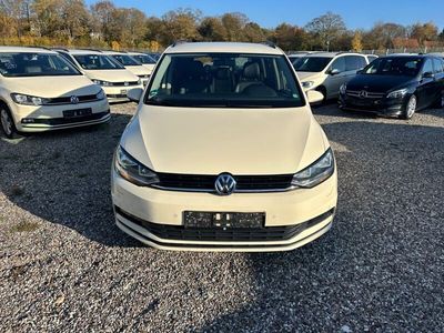 Gebraucht VW Touran 116 PS (85 kW) 2019 Beige Van / Kleinbus