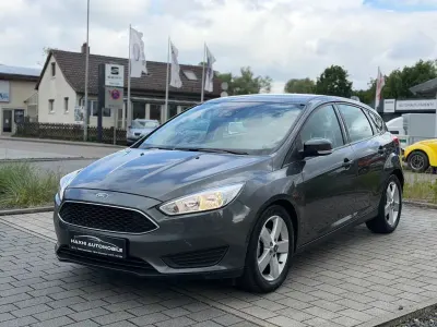 Gebraucht Ford Focus Trend 101 PS (74 kW) 2018 Grau Limousine