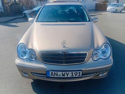 Gebraucht Mercedes C180 Elegance 143 PS (105 kW) 2004 Gold Limousine