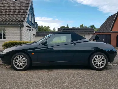 Gebraucht Alfa Romeo Spider 150 PS (110 kW) 2000 Schwarz Cabrio