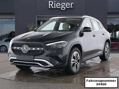 Gebraucht Mercedes GLA200 Progressive 163 PS (119 kW) 2025 Schwarz SUV