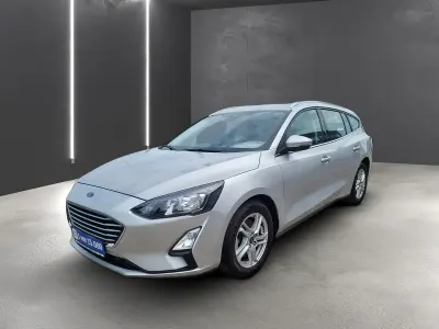 Gebraucht Ford Focus Cool & Connect 125 PS (91 kW) 2022 Silber metallic
