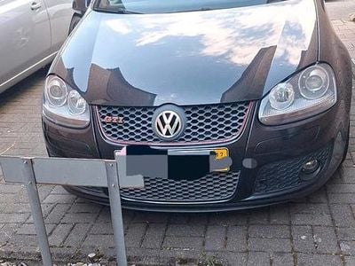 VW Golf V