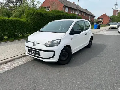 Gebraucht VW up! 65 PS (47 kW) 2012 Weiß Kleinwagen