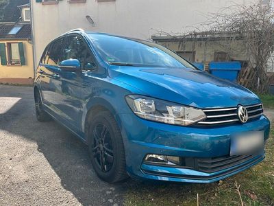 Gebraucht VW Touran Comfortline 116 PS (85 kW) 2016 Blau Van / Kleinbus
