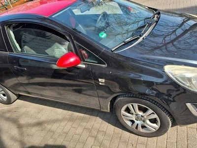 Second-hand Opel Corsa 69 CP (50 kW) 2012 Negru Hatchback