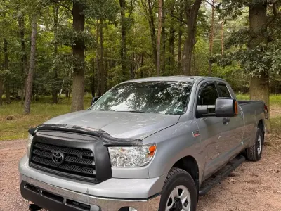 Gebraucht Toyota Tundra 385 PS (283 kW) 2008 Silber Pickup