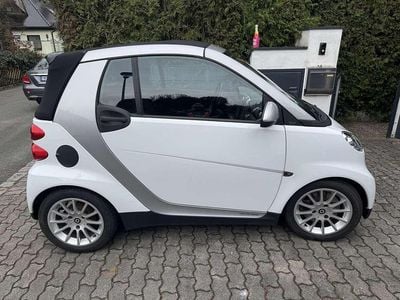Gebraucht Smart ForTwo Cabrio Edition #1 71 PS (52 kW) 2010 Weiß Cabrio