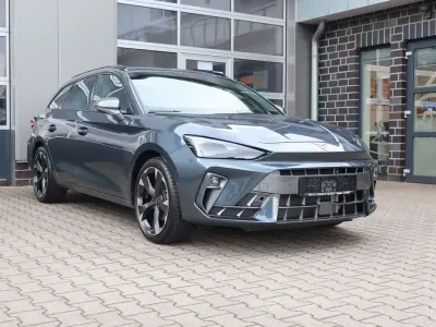 Gebraucht Cupra Leon 150 PS (110 kW) 2025 Magnetic tech grey Kombi