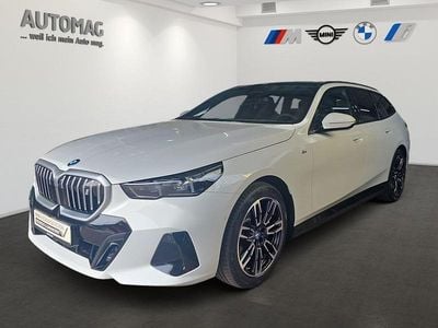 Gebraucht BMW i5 M Sport 250 kW (340 PS) 2025 Alpinweiss iii Kombi