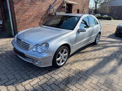 Second-hand Mercedes C280 Sport Edition 231 CP (169 kW) 2005 Argintiu Berlinǎ