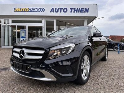 Second-hand Mercedes GLA220 Urban 170 CP (125 kW) 2014 Negru SUV