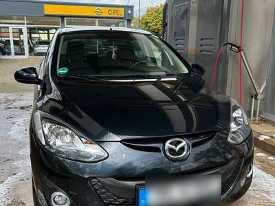 gebraucht Mazda 2 in schwarz Baujahr 2014