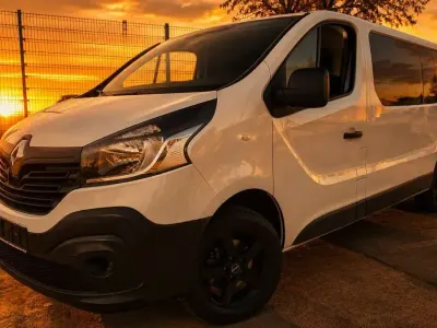 Gebraucht Renault Trafic 90 PS (66 kW) 2016 Weiß Van / Kleinbus