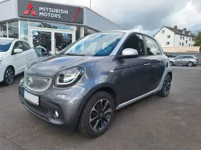 Gebraucht Smart ForFour Prime 90 PS (66 kW) 2015 Silber Kleinwagen