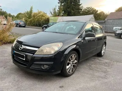 Gebraucht Opel Astra Sport 125 PS (91 kW) 2005 Schwarz Kleinwagen